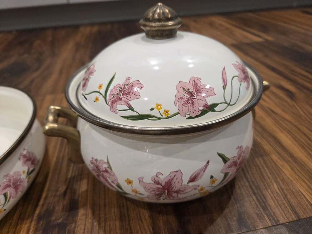 Vintage Normandy Pink Lily Enamelware Cookware Set Brass Floral 3Pc - Picture 5 of 12
